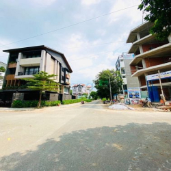 Bán đất Huy Hoàng giá tốt DT 160m2 ( 8x20m) giá 24.5 tỷ SHR alo em Nhi