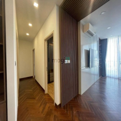 Bán Penhouse M6 Midtown, DT 247m2, 4PN, 5WC, 1PLV, NTDT, giá 26 tỷ