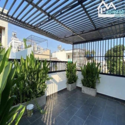 HÀNG NGỘP đ.Nguyễn Biểu, p.1,q.5 giá 3tỷ100tr/70.5m2 thuê 18tr/th SHR