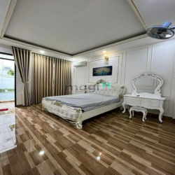 Cho thuê nhà hẻm xe hơi, 3 phòng ngủ mới đẹp giá chỉ 13 triệu