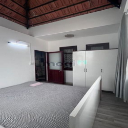 Cho thuê Penhouse 1PN cửa sổ thoáng mát Đ.Nguyễn Cửu Vân, Q.Bình Thanh