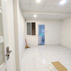 Bán nhà mặt tiển đường số Tân Quy kinh doanh sầm uất Q7