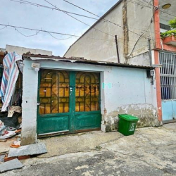 Bán đất tặng nhà Trường Chinh Quận 12, gần chợ Lạc Quang, 4x17, 3tỷ85