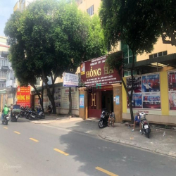 Cho thuê tòa nhà 2mt 60x20 đường Nguyễn Trọng Tuyển, P.2, Tân Bình