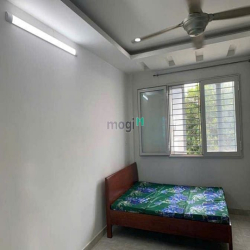 Bán nhà 4 tầng ngay Mercedes Quang Trung thu nhập 360tr/năm 10.5 tỷ