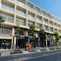 Shophouse nguyên căn MT đường lớn, 5 tầng nổi, Hầm,Thang máy, DT 456m2