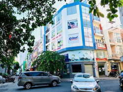 Góc 2MT ngay khu Phan Xích Long, Phú Nhuận. DT: 5,5x15m, Kc: 5 lầu TM