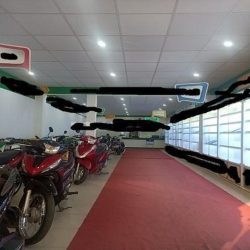 Cho thuê nhà mặt phố ĐƯỜNG LÁNG, DT 120m2x2 tầng, MT 6m, Giá 90tr