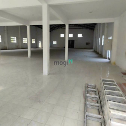 Cho thuê xưởng sản xuất 2500m2 mới đẹp y hình Gần Bến xe Miền tây