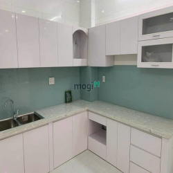 Nhà 2 tầng mới đẹp Đinh Tiên Hoàng P1, 48m2, 4.8 tỷ TL