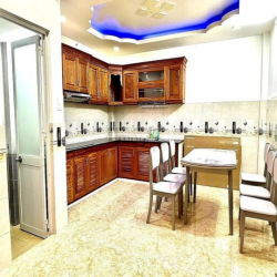 Bán Nhà Gò Vấp - Hẻm Xe Hơi - 54m2 - 4 Tầng Chỉ Hơn 5Tỷ