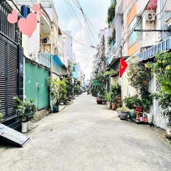 Bán Nhà Gò Vấp - Hẻm Xe Hơi - 54m2 - 4 Tầng Chỉ Hơn 5Tỷ