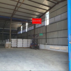 Cho thuê 2000M2  kho 490 ngọc hôi, thanh trì hà nôi