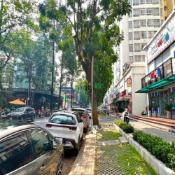 Cho thuê shop kinh doanh Sky Garden trệt lửng 140m2, Phú Mỹ Hưng, Q7