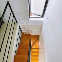 Bán Nhà Đẹp Kim Giang - Hoàng Mai , Dt 30m x5T, Giá nhỉnh 4 tỷ , oto