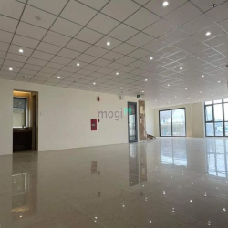 Văn phòng cho thuê tầng 3,4- DT 460m2- Lê Duẫn- Giá 80tr/tháng