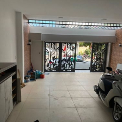 Bán nhà đẹp P. An Phú Quận 2, DT 100m2 giá 27 tỷ, SHR, alo em Nhi ạ