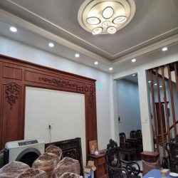 Bán nhà siêu mặt tiền Huỳnh Văn Nghệ, Quận Gò Vấp, DTSD: 380m2, chỉ 11