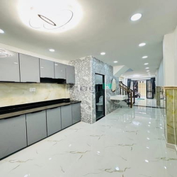 Bán nhà Phan Đình Phùng, Phú Nhuận, 2 Tầng 35m2, Full NT, chỉ 5.05 tỷ