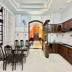 Chốt Ngay Thui Khách Ơi Nhà Trung Tâm Thảo Điền 5PN Chỉ 35Tr