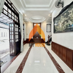 Chốt Ngay Thui Khách Ơi Nhà Trung Tâm Thảo Điền 5PN Chỉ 35Tr