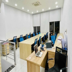 Duy nhất tháng 1, VP Sala giá 30tr/tầng, thuê 2 tầng 40tr, bao phí Qlý