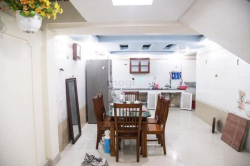 Cho thuê nhà Văn Cao full nội thất 5-7 phòng ngủ