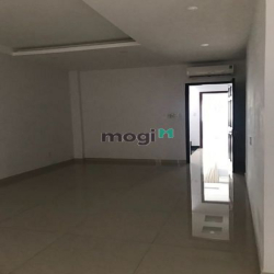 Bán nhà phố 5 lầu có hầm và thang máy khu Hưng Gia, đô thị Phú Mỹ Hưng