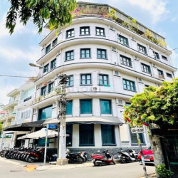 Văn phòng đầy đủ tiện ích tại Quận 1