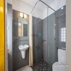 ☘️Penthouse 2pn 2WC Sân Thượng Cực Lớn_ Nguyễn Văn Hưởng_ Quận 2☘️