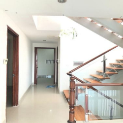 Cho thuê CH 320m thích hợp làm văn phòng hoặc ở 30 triệu