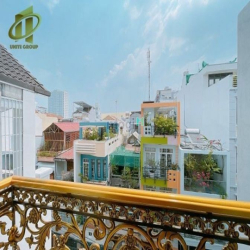 Căn hộ full nội thất mặt tiền Nguyễn Tri Phương quận 10