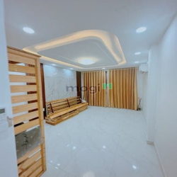 Nhà Hẻm ô tô Trần Huy Liệu 30m2, 3 tầng, vuông vức A4, chỉ nhỉnh 6 tỷ