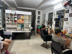 Ra nước ngoài định cư, sang tiệm nail tóc Bình Phú, Quận 6