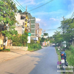 Bán đất Mặt Tiền Bưng Ông Thoàn , Phú Hữu, Q9 - DT: 132.3m2 giá 6 tỷ 3