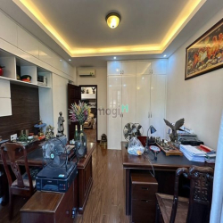 Cho thuê villa 4 phòng ngủ, full nội thất Đường 20, p. Bình An, quận 2
