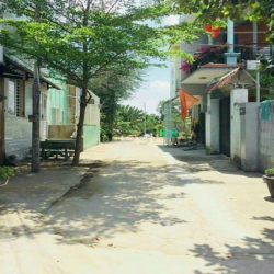 Bán đất tặng 6 phòng trọ đường Thạnh Xuân 13, DT:5X26m, hướng đông