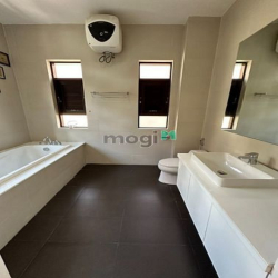 Cho thuê villa 4 phòng ngủ, full nội thất Đường 20, p. Bình An, quận 2