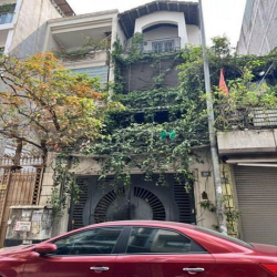 Cho thuê nhà riêng phố Phan Chu Trinh 100m*6 tầng, mt 5m, giá 145tr