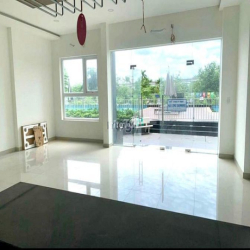 Cho thuê Shophouse Saigon Gateway 67m2 tiện KD mọi ngành nghề