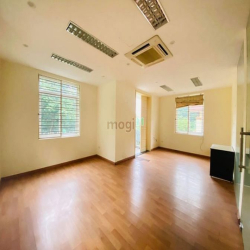 Bán Biệt thự KĐT Pháp Vân, vỉa hè, gara ô tô, tiện ở VP, school, 290m2