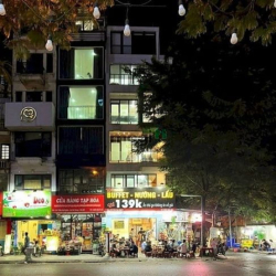 Cho thuê măt bằng 6 tầng mặt phố Trần Đại Nghĩa