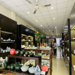 Nhà bán mặt tiền đường Nguyễn Ái Quốc sổ hồng riêng 179m2 giá 19 tỷ