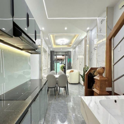 Nhà Phan Xích Lonh - Nhà Siêu Đẹp FULL Nội Thất Xịn 5 Tầng Hẻm Xe Hơi.