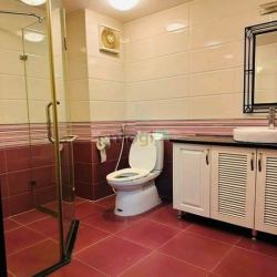 Nhà chính chủ 45m giá chỉ hơn 7 tỷ, ô tô, Hoàng Quốc Việt, Cầu Giấy