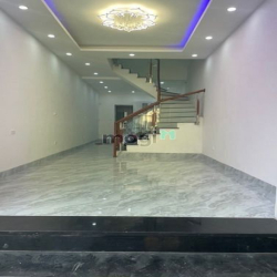 +NGỌC THỤY-LB -CẦN BÁ.N NHANH-cần bán căn nhà-lo góc -(dt38m-3,5t-