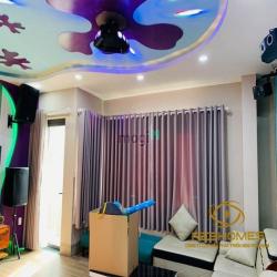 Bán biệt thự 3 tầng 123m2 2 mt đg xe hơi tại trung tâm P. Tân Phong