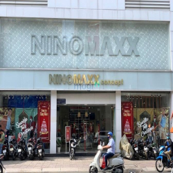 Cho thuê mặt bằng  1.300m2 sàn  góc 2MT đường Hai Bà Trưng,Q3, 35.000$