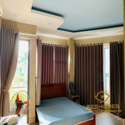 Bán biệt thự 3 tầng 123m2 2 mt đg xe hơi tại trung tâm P. Tân Phong