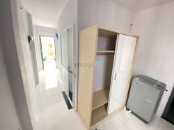 Penhouse Sân Thượng 60m2 Tân Bình, Giáp Quận 10, Ban công siêu rộng.